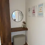 Sunny Corner - 아파트