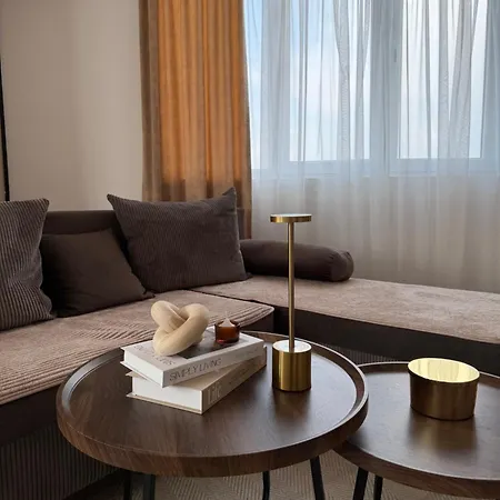 Sunny Corner -
