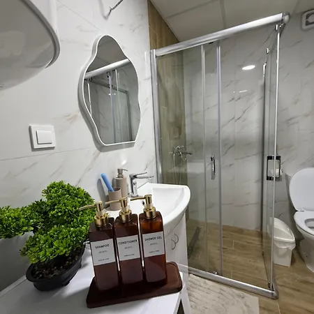 Sunny Corner - Skopje