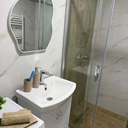 Sunny Corner - Apartment