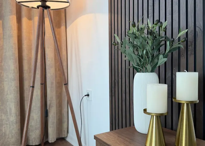 Sunny Corner - * Skopje